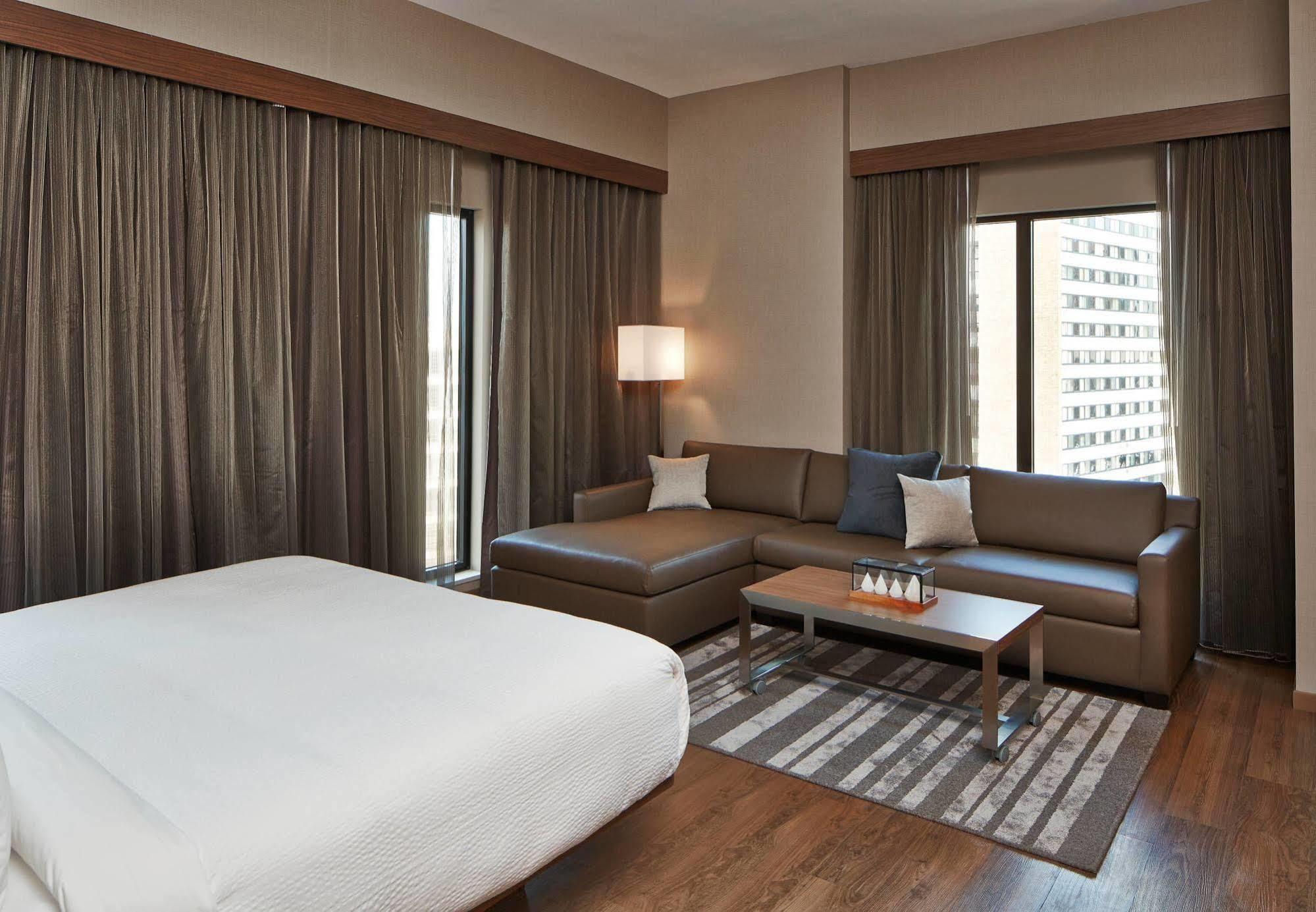 Ac Hotel By Marriott Minneapolis Downtown Exterior foto