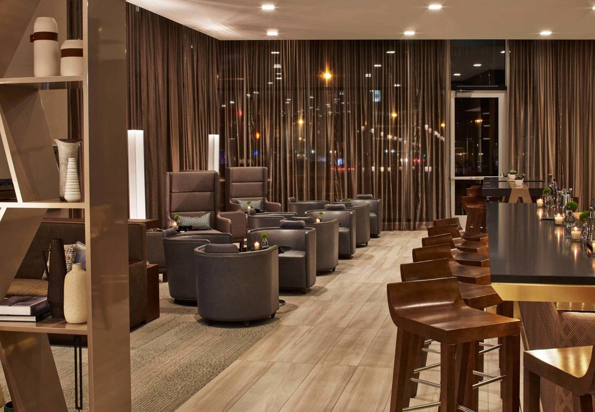Ac Hotel By Marriott Minneapolis Downtown Exterior foto